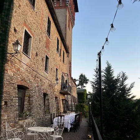 Il Castello Di Hotel 3*