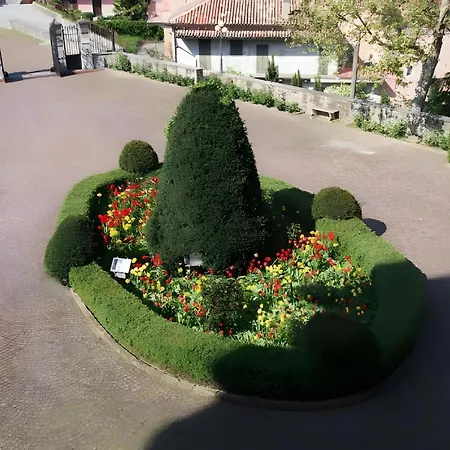 فندق Il Castello Di 3*