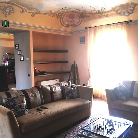 Il Castello Di Szálloda