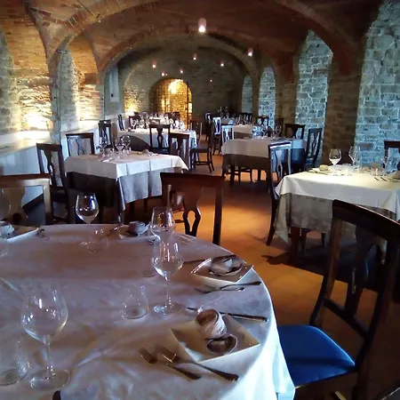 Szálloda Il Castello Di Bubbio