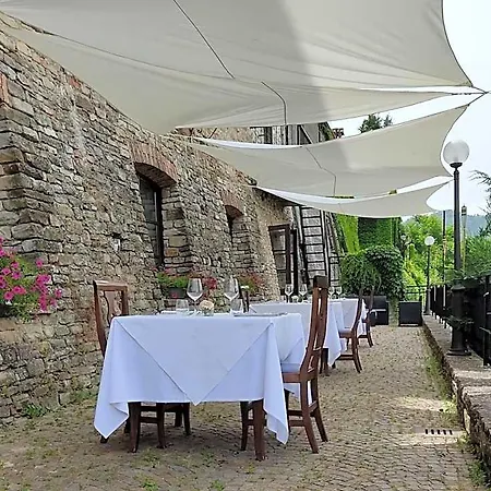 Il Castello Di 3*