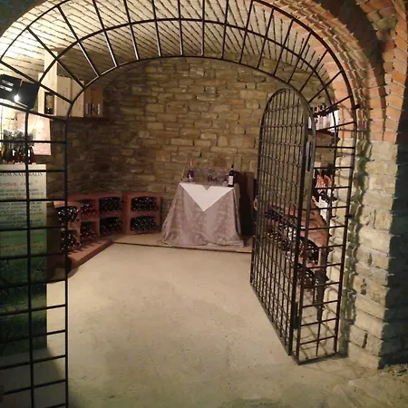 Il Castello Di Bubbio