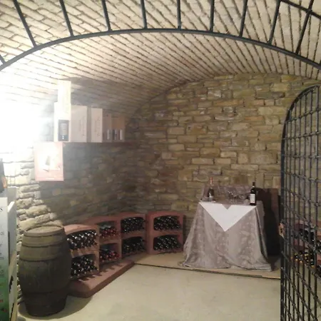 Il Castello Di Bubbio