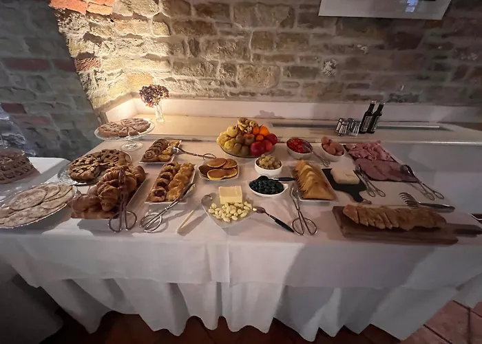 Hotel Il Castello Di 3*