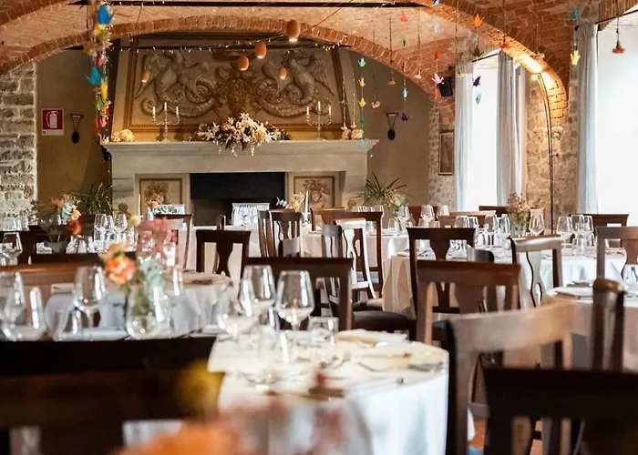 Hotel Il Castello Di 3*